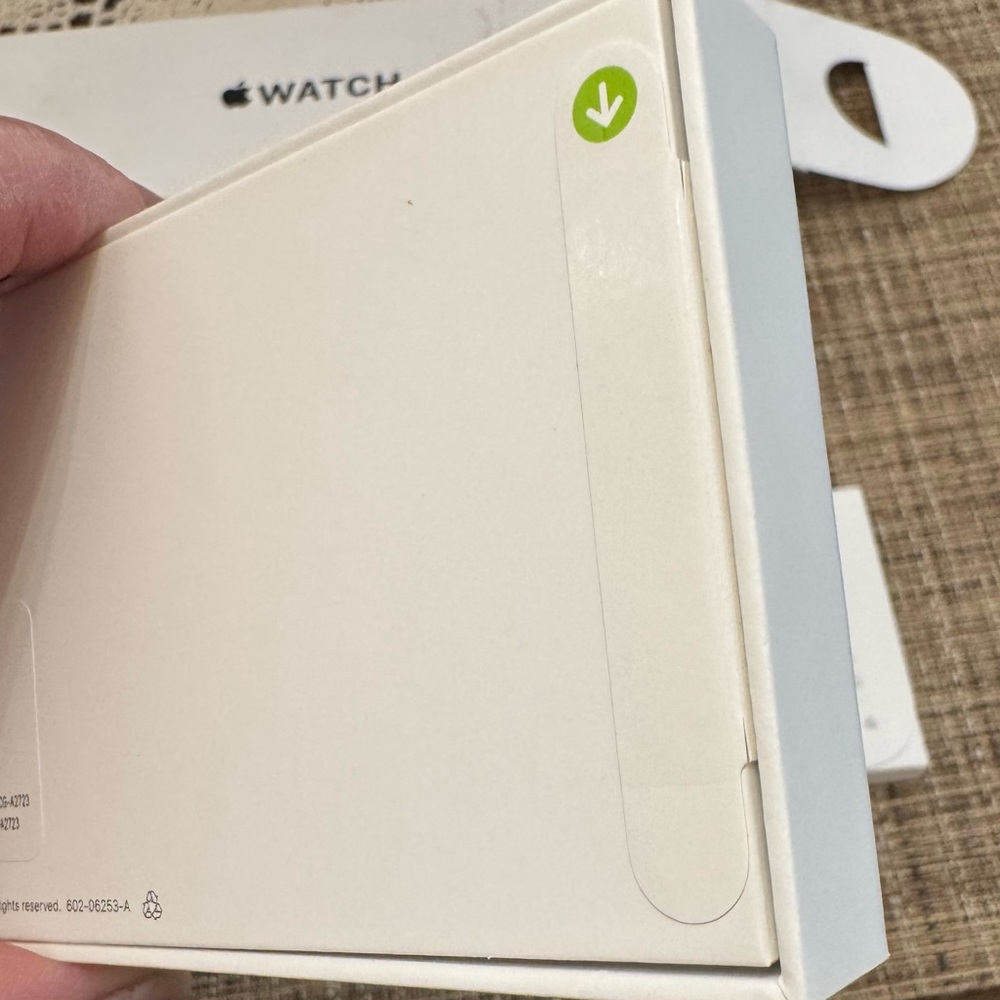 Apple Watch SE Navy Blue - Picture 6 of 9